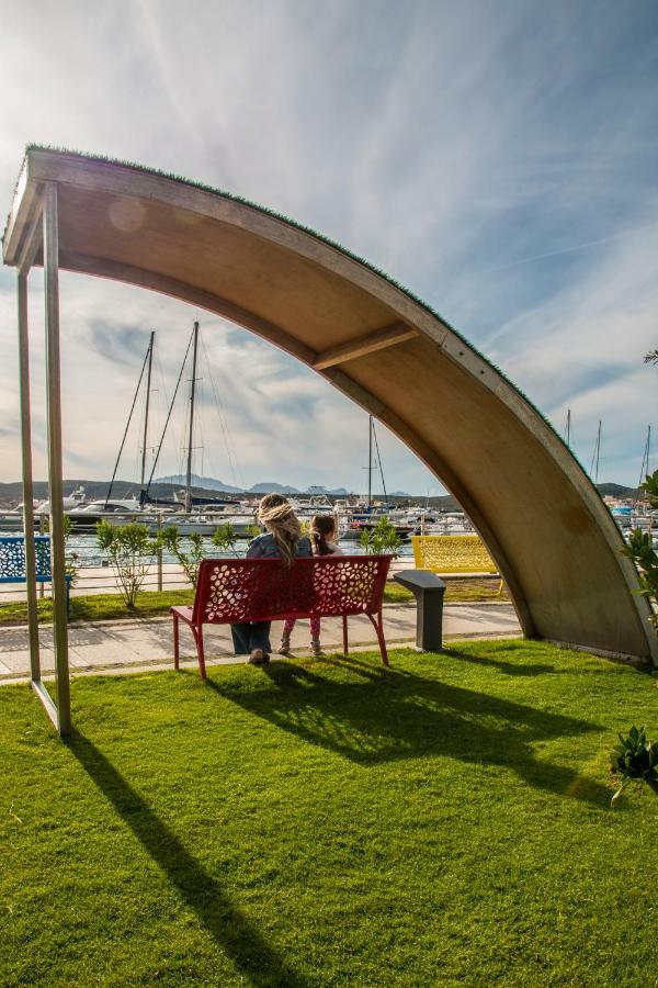 Hotel Maria Golfo Aranci Exterior foto